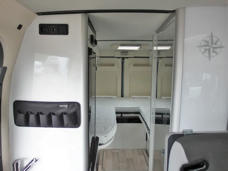 Fahrzeugbild Westfalia Columbus 641 E #7