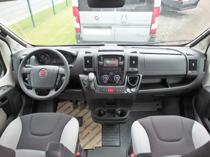 Fahrzeugbild Westfalia Columbus 641 E #12