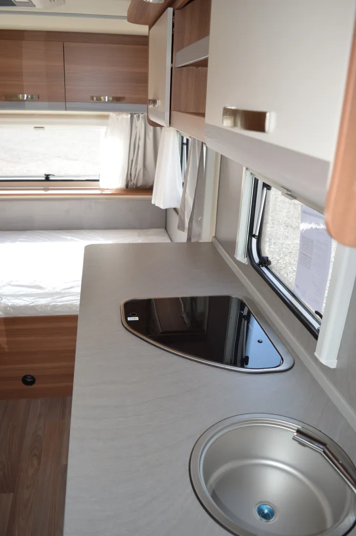 Fahrzeugbild Weinsberg CaraOne 420 QD #6