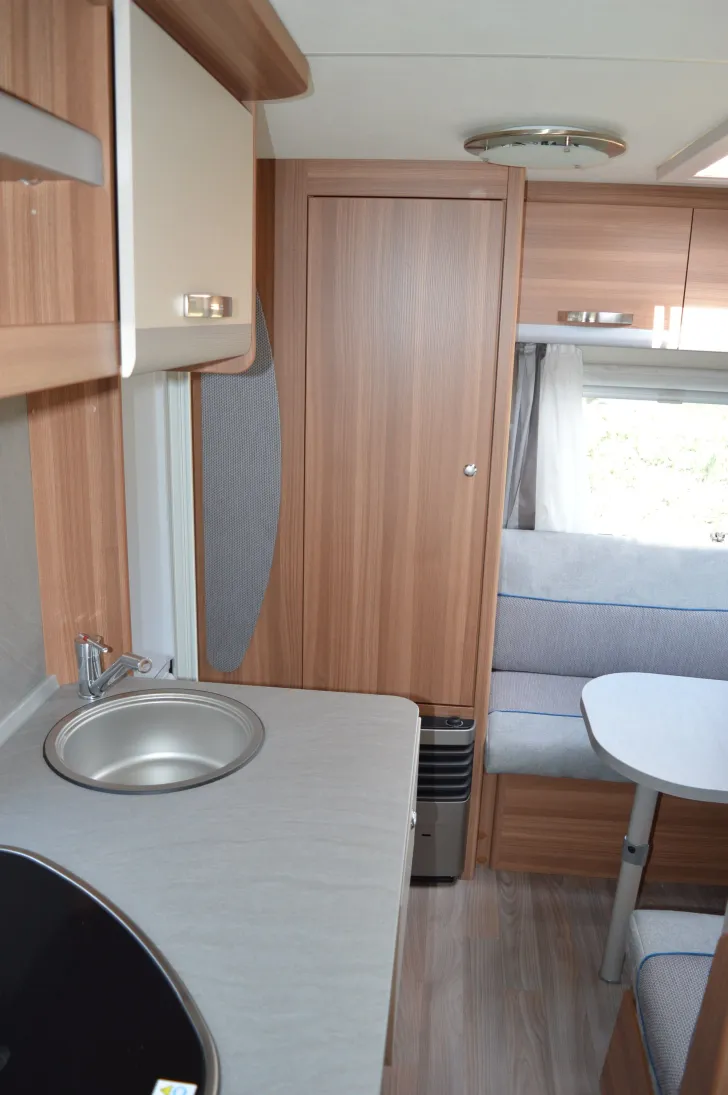 Fahrzeugbild Weinsberg CaraOne 420 QD #10