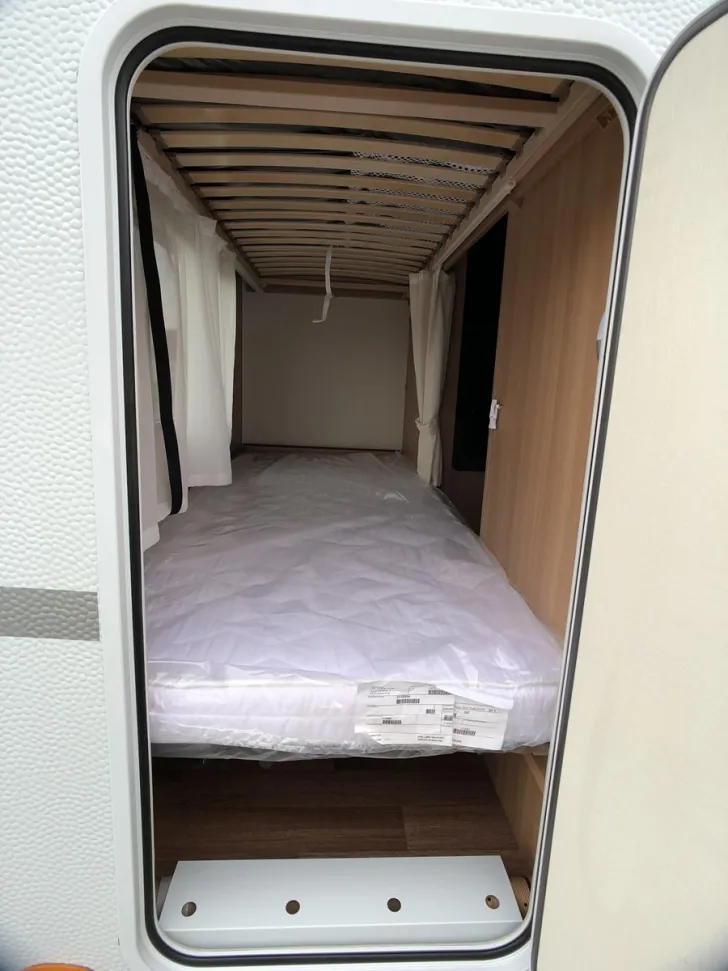 Fahrzeugbild LMC Style 490 K #12