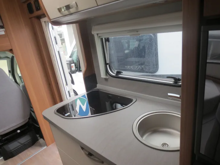 Fahrzeugbild Weinsberg CaraHome 600 DKG #8