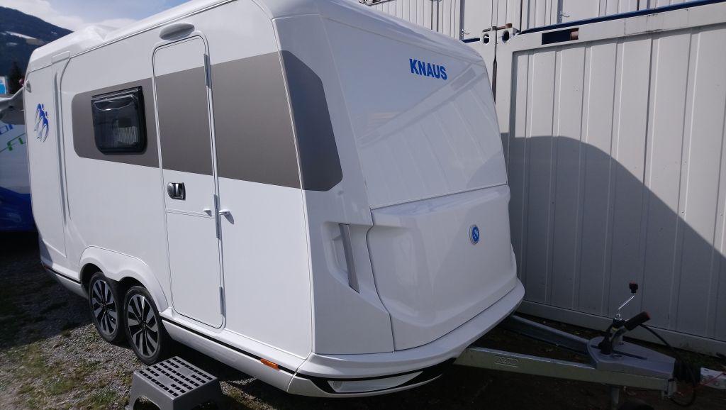 Knaus Deseo 400 Tr Als Pickup Camper In Wattens Bei Caraworld De