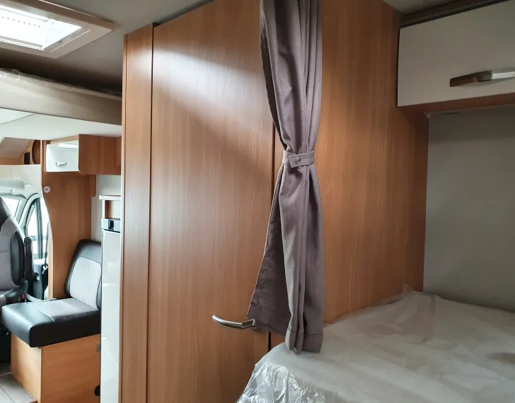 Fahrzeugbild Soma Camp T 700 EB #13