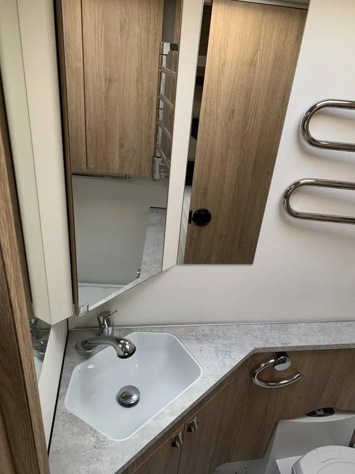 Fahrzeugbild Kabe Smaragd 520 XL #7