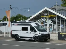 Fahrzeugbild Challenger Van V114S #3