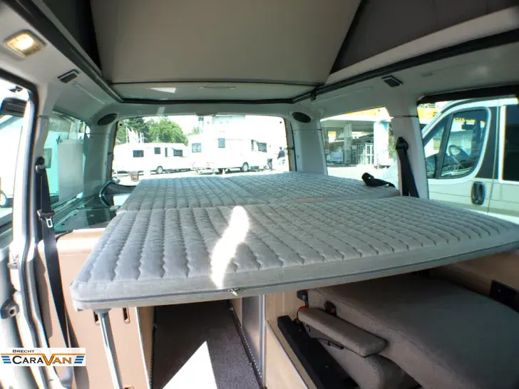 Fahrzeugbild VW Custom Bus T5 Hymer Cape Town #6