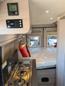 Fahrzeugbild Bürstner Campeo C 600 Black Forest #10