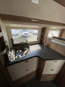 Fahrzeugbild Malibu T 410 DB #8