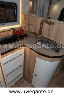 Fahrzeugbild GIOTTILINE Therry T32S Modell 2022 mit Hubbett #11