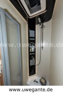 Fahrzeugbild GIOTTILINE Therry T32S Modell 2022 mit Hubbett #16