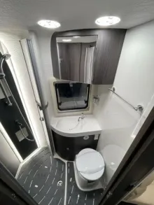 Fahrzeugbild Wingamm Oasi 690 Twins #22