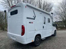 Fahrzeugbild Wingamm Oasi 610 #7