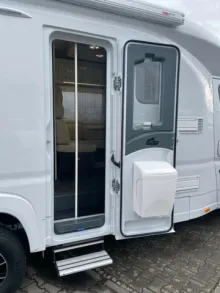 Fahrzeugbild Wingamm Oasi 610 #10