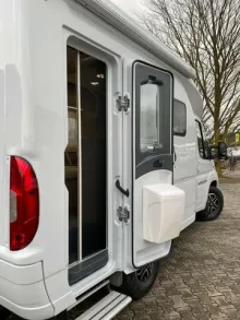 Fahrzeugbild Wingamm Oasi 540 #10