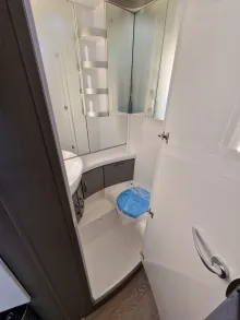 Fahrzeugbild Hobby Excellent Edition 495 UL #12