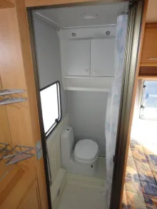 Fahrzeugbild Knaus Südwind 500 TF Nr. 39/franz. Bett #11