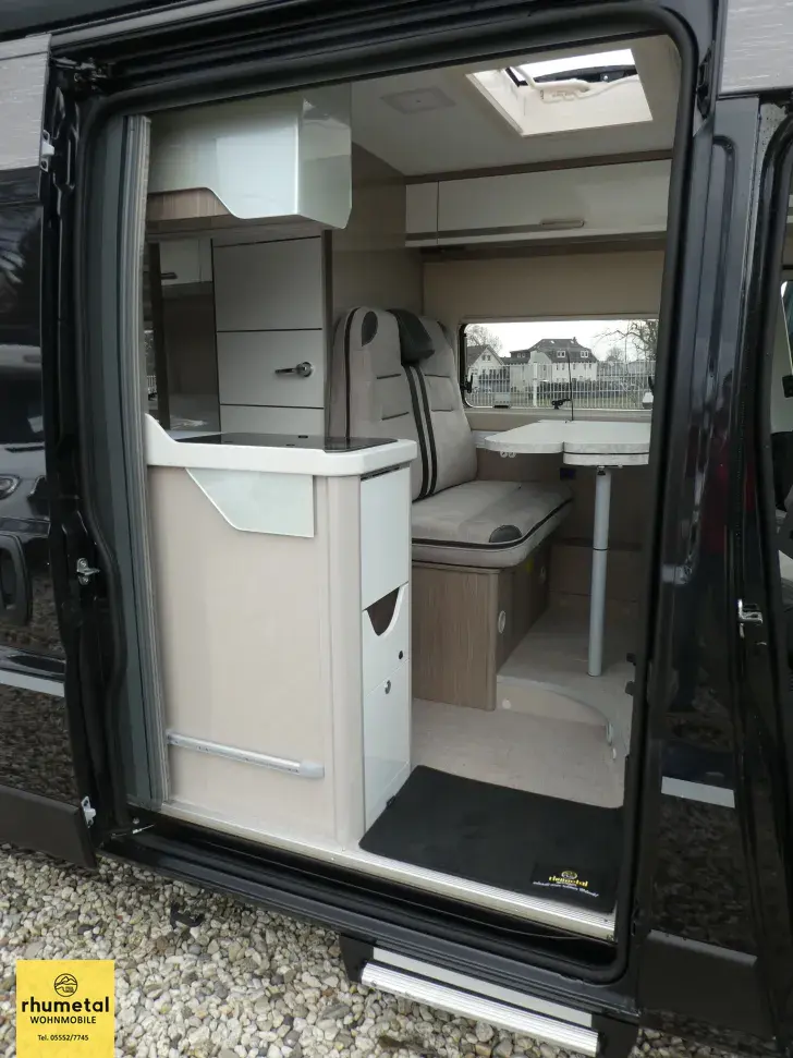 Fahrzeugbild Challenger Van V114 1-23  Visibility #28