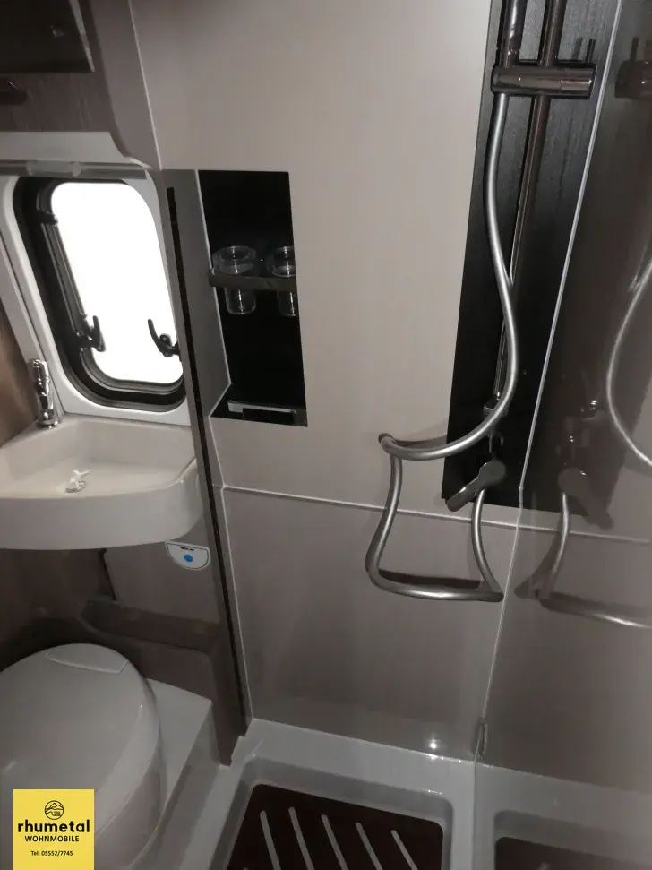 Fahrzeugbild Challenger Van V114 1-23  Visibility #35