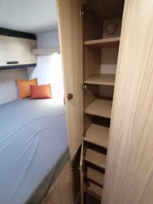 Fahrzeugbild Sun Living A 75 DP - Alkoven mit Doppelbett #21