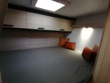 Fahrzeugbild Sun Living A 75 DP - Alkoven mit Doppelbett #22