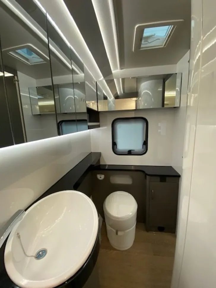 Fahrzeugbild Hobby Excellent 540 WFU #9