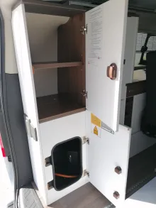 Fahrzeugbild Laika Kosmo Urban F 100 -Automatik & AHK & Hubdach #11