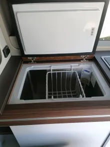 Fahrzeugbild Laika Kosmo Urban F 100 -Automatik & AHK & Hubdach #14