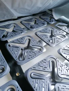 Fahrzeugbild Laika Kosmo Urban F 100 -Automatik & AHK & Hubdach #19