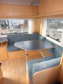 Fahrzeugbild Delta Euroliner 4100 LB Nr. 86 - franz. Bett #8
