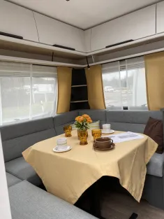 Bild 2 Fendt Apero 465 SFB