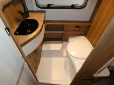 Bild 24 Hymer Eriba Touring 542 Edition-Legend *2009