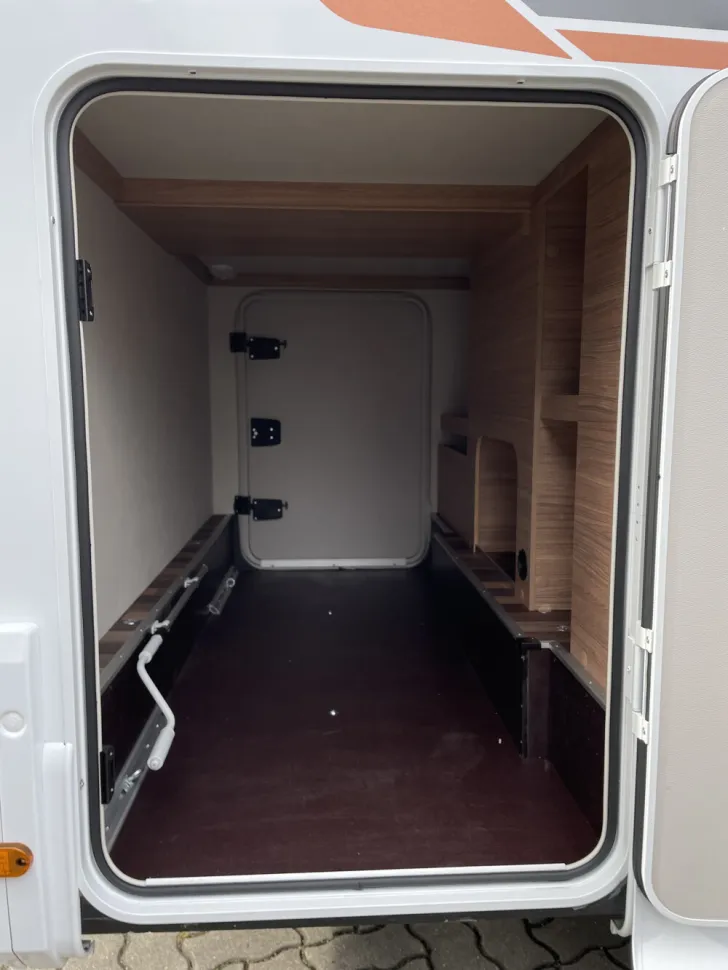 Fahrzeugbild Weinsberg CaraCompact MB EDITION PEPPER 640 MEG #6