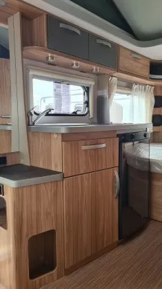 Bild 8 Hymer Eriba Feeling 425 *20-Jahre-Edition*