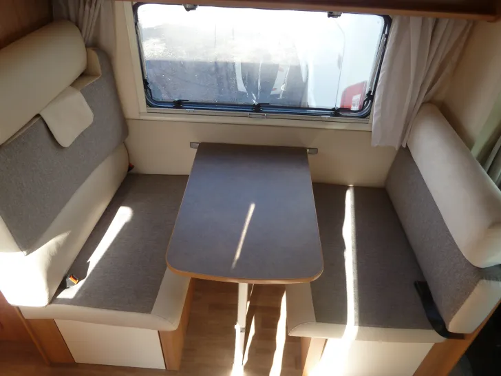 Fahrzeugbild Ahorn Camp Camp 683 #10