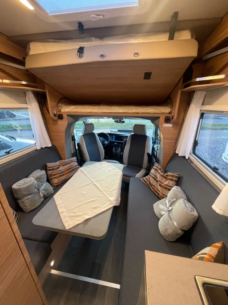 Fahrzeugbild Weinsberg X-CURSION VAN 500 LT EDITION [PEPPER] #9