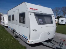 Fahrzeugbild Dethleffs Camper 430 DB mit Vorzelt #1