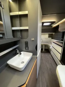 Fahrzeugbild Knaus Azur 500 FU "Abverkaufsstück" #19