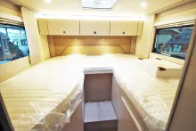 Fahrzeugbild Bürstner Lineo T 690 G #13