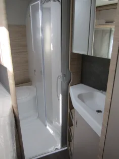Bild 8 Knaus Van TI Plus 700 LF Platinum Selection 177 PS ALLRAD 4x4