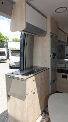 Fahrzeugbild Clever SELECT LINE Celebration 600 verfügbar ab Oktober 2026 #18