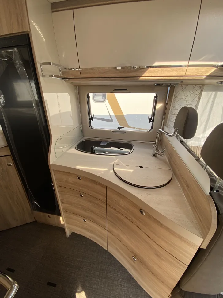 Fahrzeugbild Eura Mobil Profila T 696 EB #3