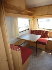 Fahrzeugbild Knaus Südwind 550 TK Nr. 65 - Etagenbetten #18