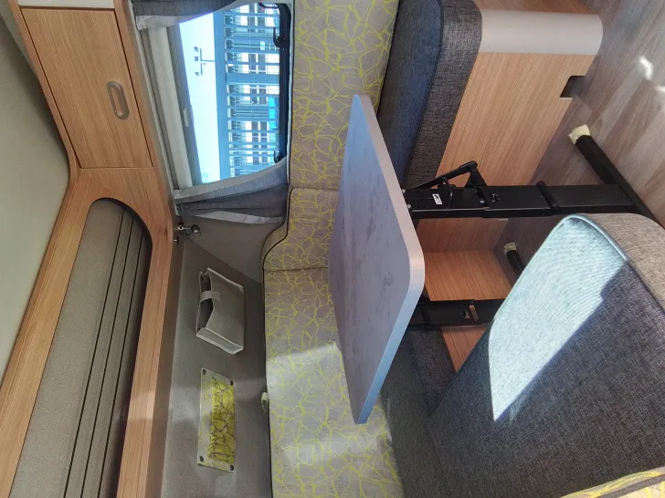 Fahrzeugbild T@B Mexican SunSet 320 #5