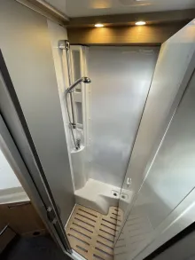 Fahrzeugbild Laika Ecovip H 2109 -Vorführwagen #14