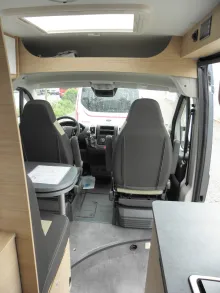 Fahrzeugbild Roadcar R 600 #13