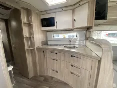 Bild 5 Kabe Imperial i910 GB Backofen+Hubstützen+AHK+TV