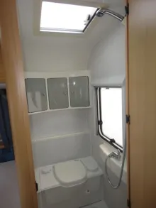 Fahrzeugbild TEC Tour 450 Nr. 103 - franz. Bett #23
