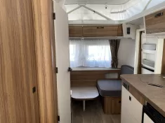 Bild 6 Hymer Eriba Touring 542 (03) LED-Markise, FH, 1400 kg