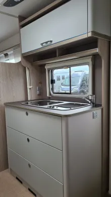 Fahrzeugbild Bürstner Premio Plus 510 TK #8